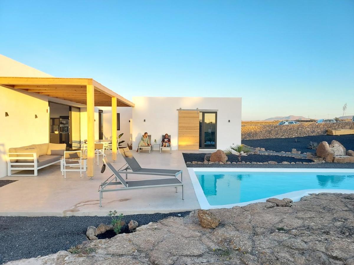 Villa Tabaiba En Lajares Con Piscina Extérieur photo