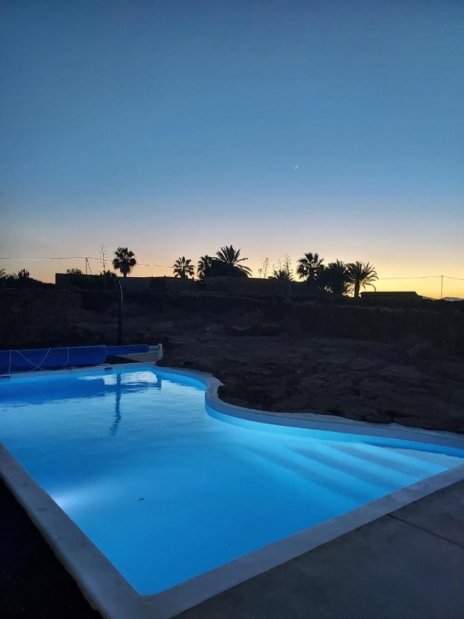 Villa Tabaiba En Lajares Con Piscina Extérieur photo